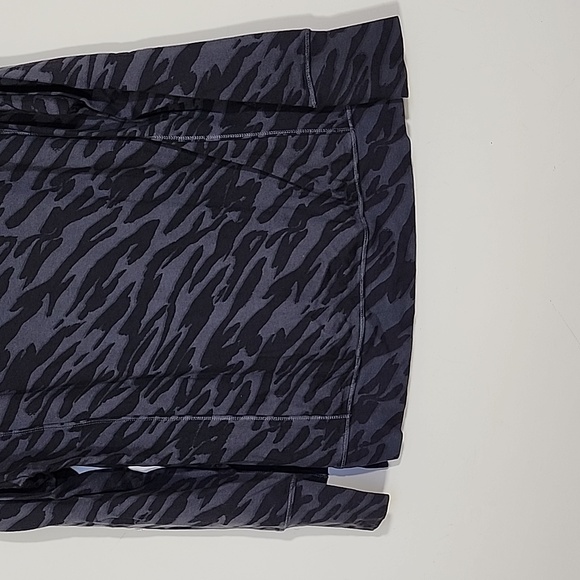 Sweaty Betty Camo After Class Sweatshirt Size S - Picture 6 of 8